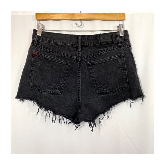 Urban Outfitters BDG High Rise Girlfriend Denim Jean Shorts - Picture 6 of 10